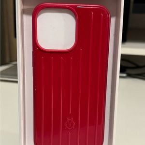 Rimowa iPhone 15 Pro Max cover Raspberry Pink